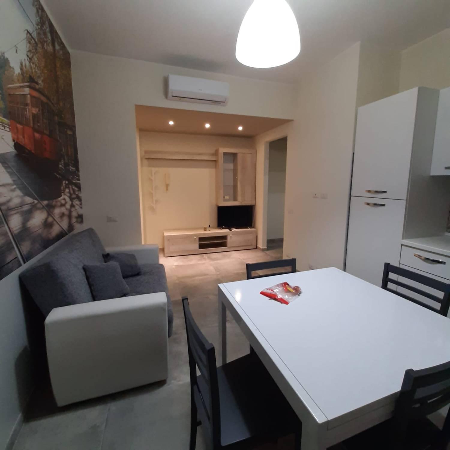 Appartamento in affitto a Garbagnate Milanese, 2 locali, zona a Maria Rossa, prezzo € 700 | PortaleAgenzieImmobiliari.it