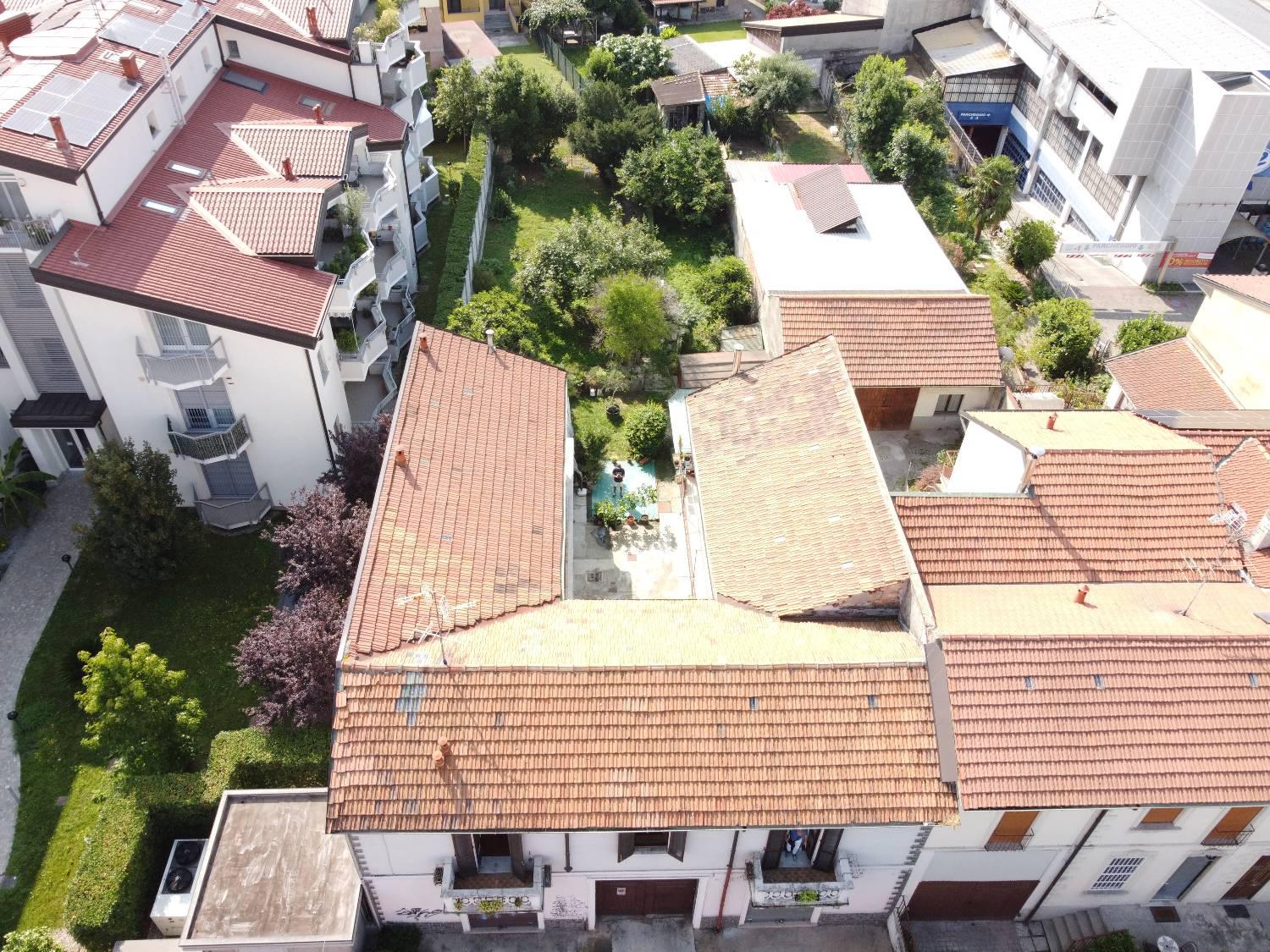 Appartamento in vendita a Cologno Monzese, 10 locali, prezzo € 690.000 | PortaleAgenzieImmobiliari.it