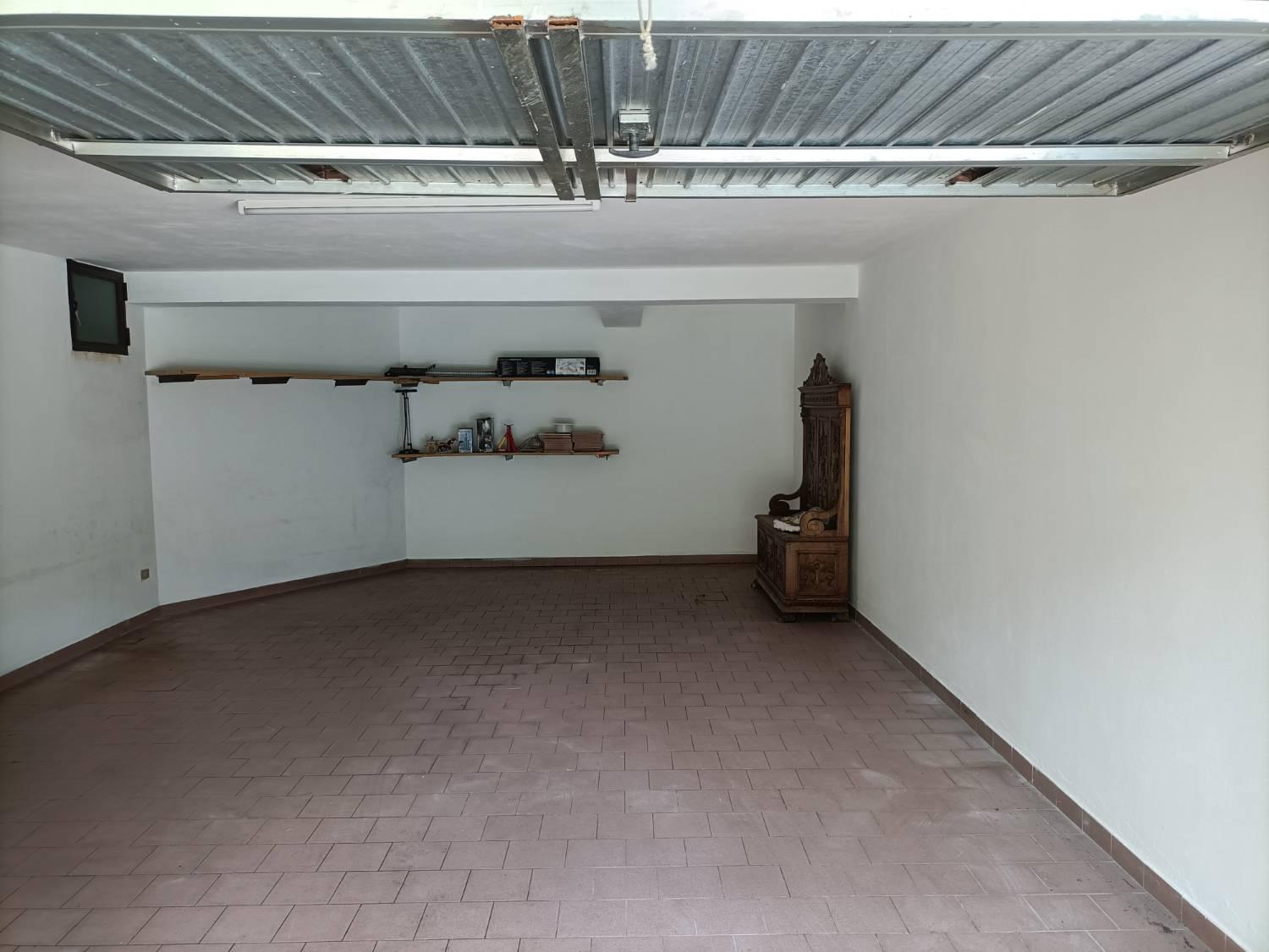 Box / Garage in affitto a Castione della Presolana, 1 locali, Trattative riservate | PortaleAgenzieImmobiliari.it