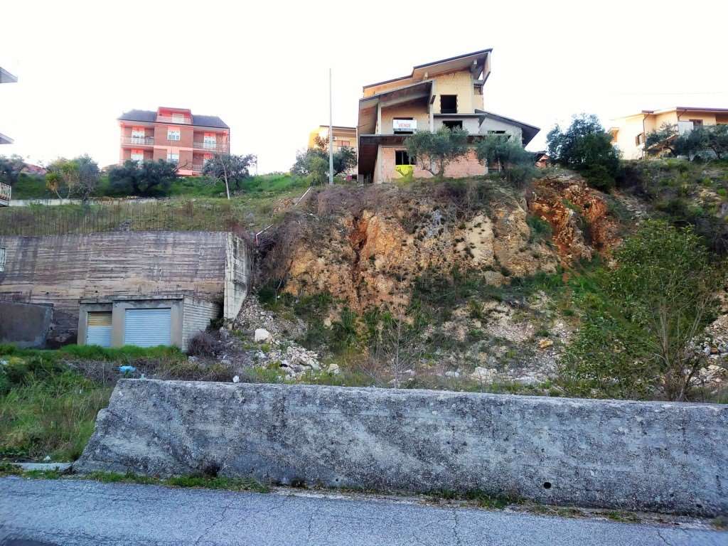 Rustico / Casale in Vendita a Monte San Giovanni Campano