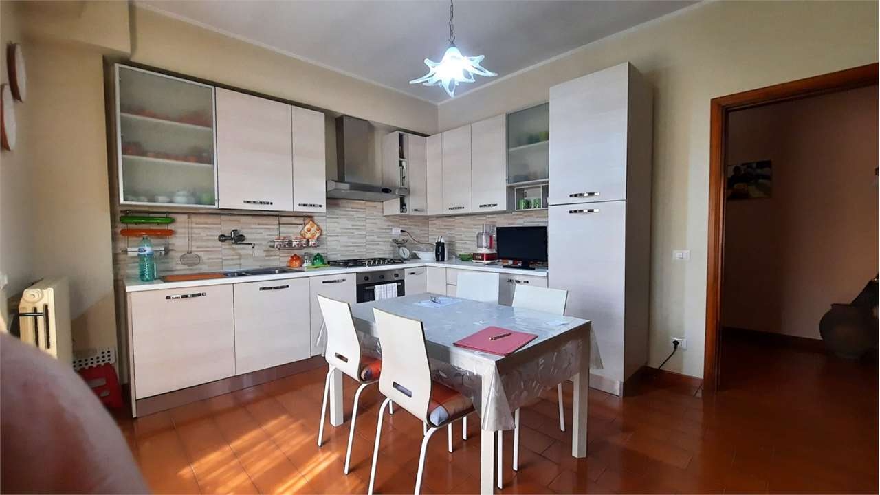 Appartamento in vendita a Castelliri, 10 locali, prezzo € 79.000 | PortaleAgenzieImmobiliari.it