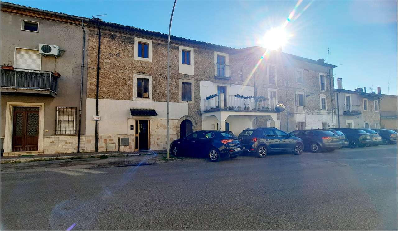 Appartamento in vendita a Isola del Liri, 5 locali, prezzo € 30.000 | PortaleAgenzieImmobiliari.it