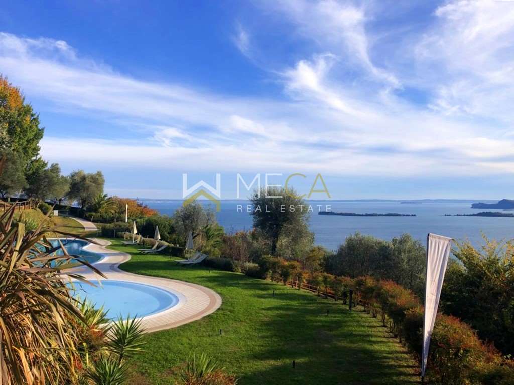 Appartamento in vendita a Gardone Riviera, 3 locali, prezzo € 399.000 | PortaleAgenzieImmobiliari.it
