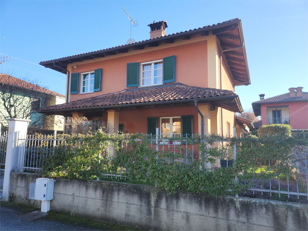 Villa in vendita a Fossano, 9 locali, prezzo € 560.000 | PortaleAgenzieImmobiliari.it