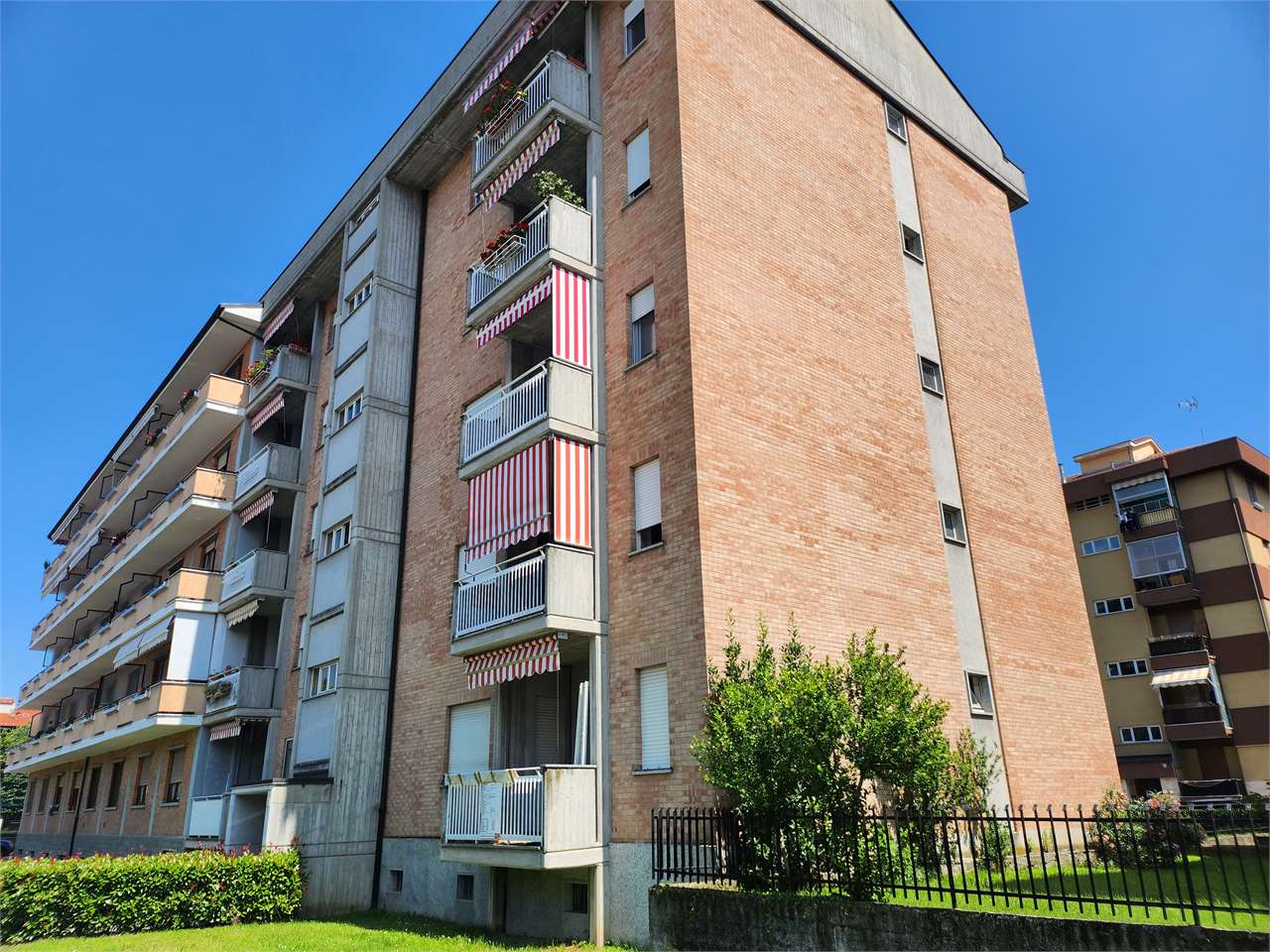 Appartamento in vendita a Fossano, 5 locali, prezzo € 265.000 | PortaleAgenzieImmobiliari.it