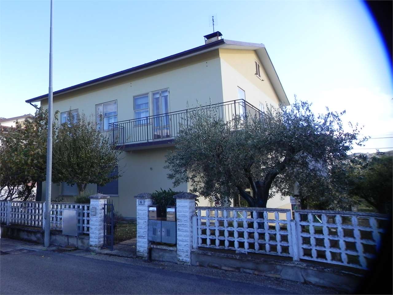 Appartamento in vendita a Serra de' Conti, 6 locali, zona ria, prezzo € 85.000 | PortaleAgenzieImmobiliari.it