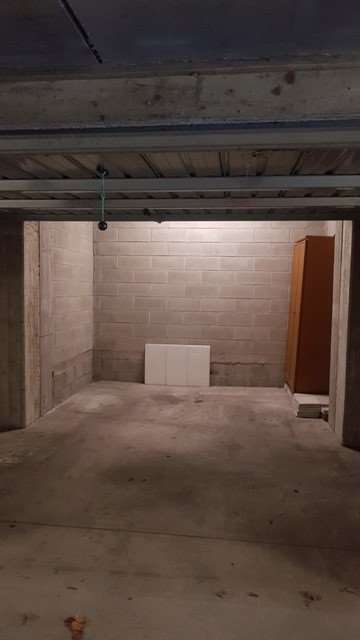 Box / Garage in vendita a Erba, 1 locali, prezzo € 17.000 | PortaleAgenzieImmobiliari.it