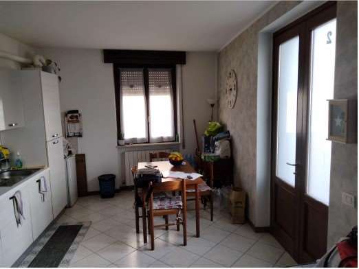 Appartamento in vendita a Rottofreno, 3 locali, prezzo € 24.225 | PortaleAgenzieImmobiliari.it