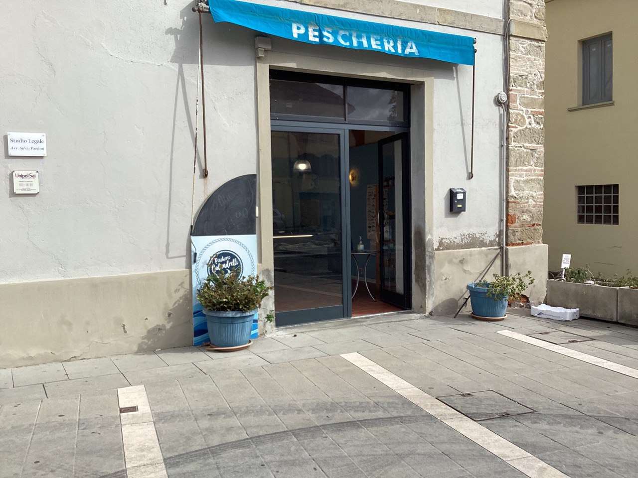 Negozio / Locale in vendita a San Giustino, 2 locali, prezzo € 111.111 | PortaleAgenzieImmobiliari.it