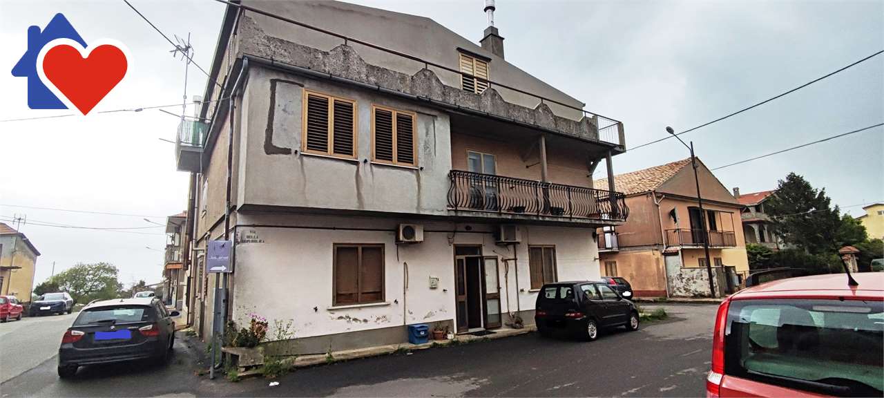 Appartamento in vendita a Girifalco, 5 locali, prezzo € 55.000 | PortaleAgenzieImmobiliari.it