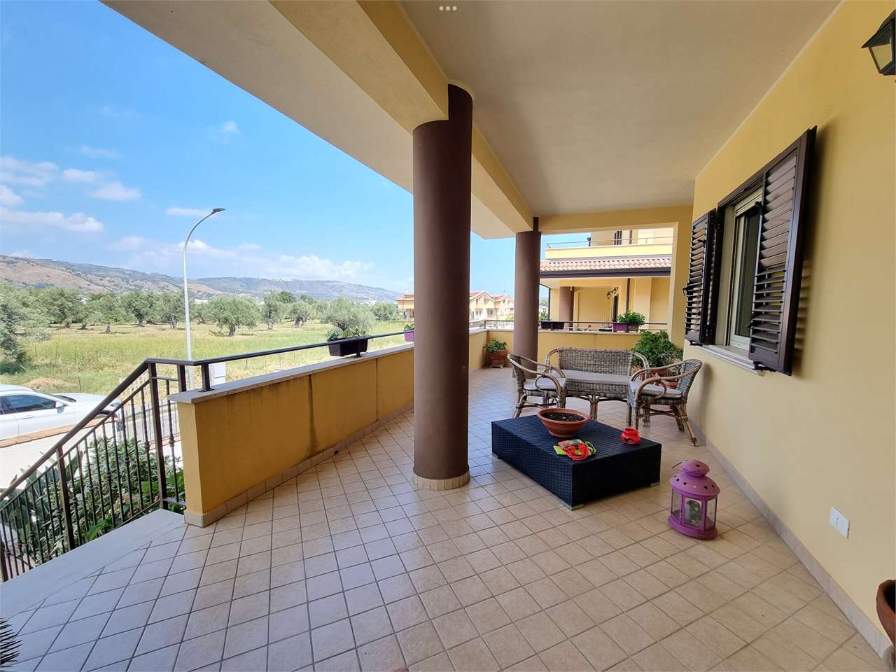 Villa in vendita a Montepaone, 7 locali, prezzo € 300.000 | PortaleAgenzieImmobiliari.it