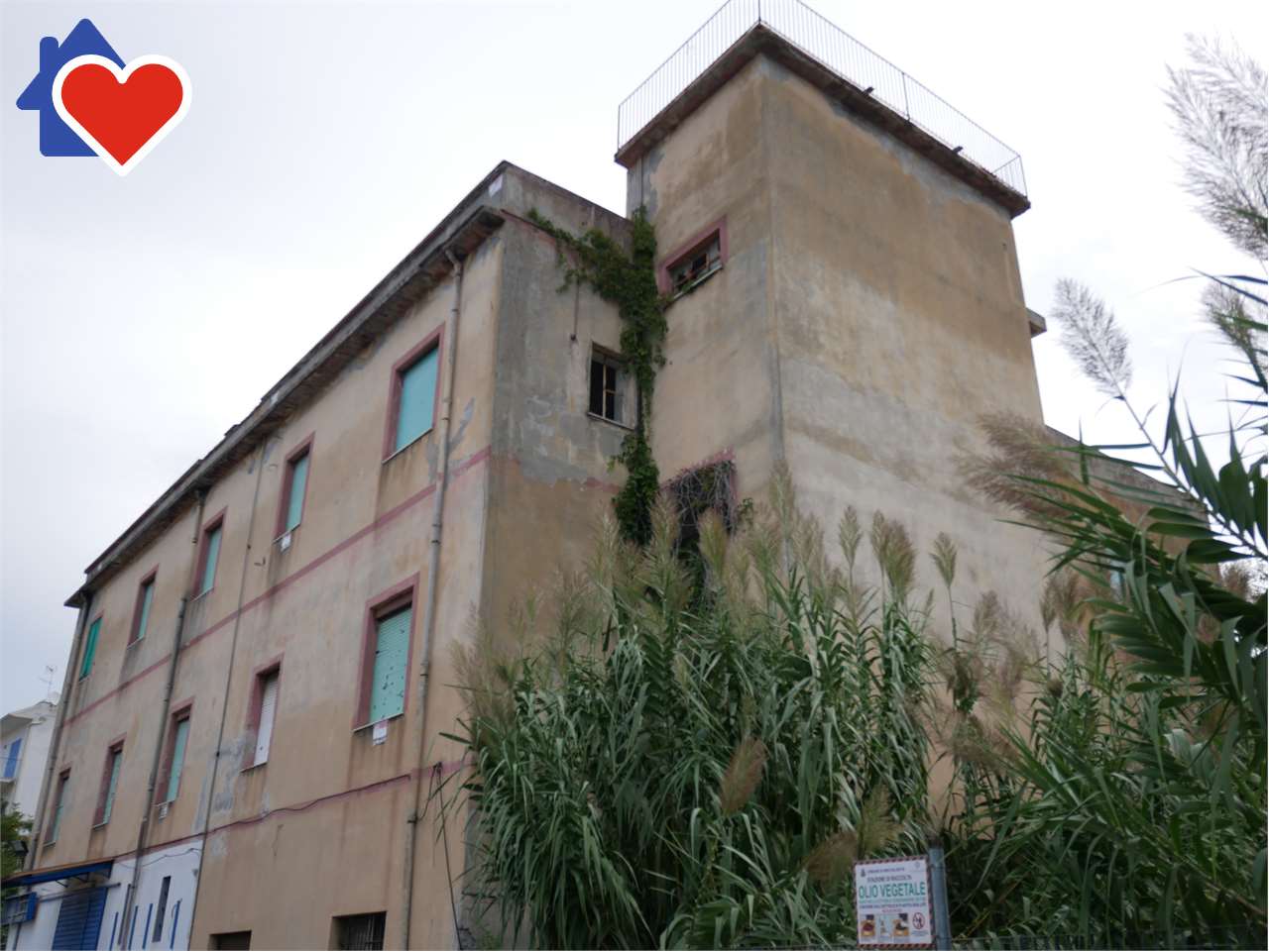Palazzo / Stabile in vendita a Vibo Valentia, 36 locali, prezzo € 610.000 | PortaleAgenzieImmobiliari.it