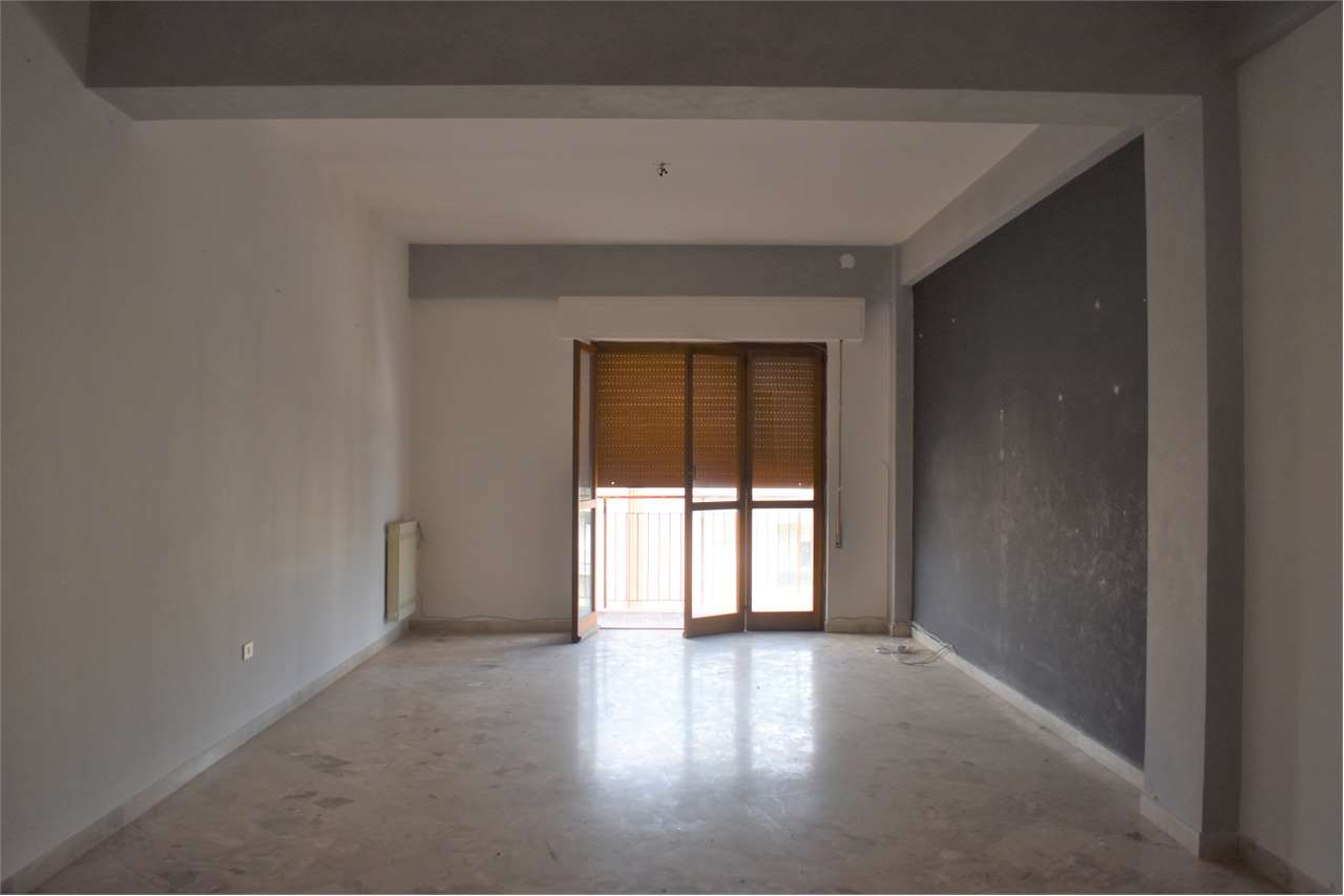 Appartamento in vendita a Mazara del Vallo, 6 locali, prezzo € 110.000 | PortaleAgenzieImmobiliari.it