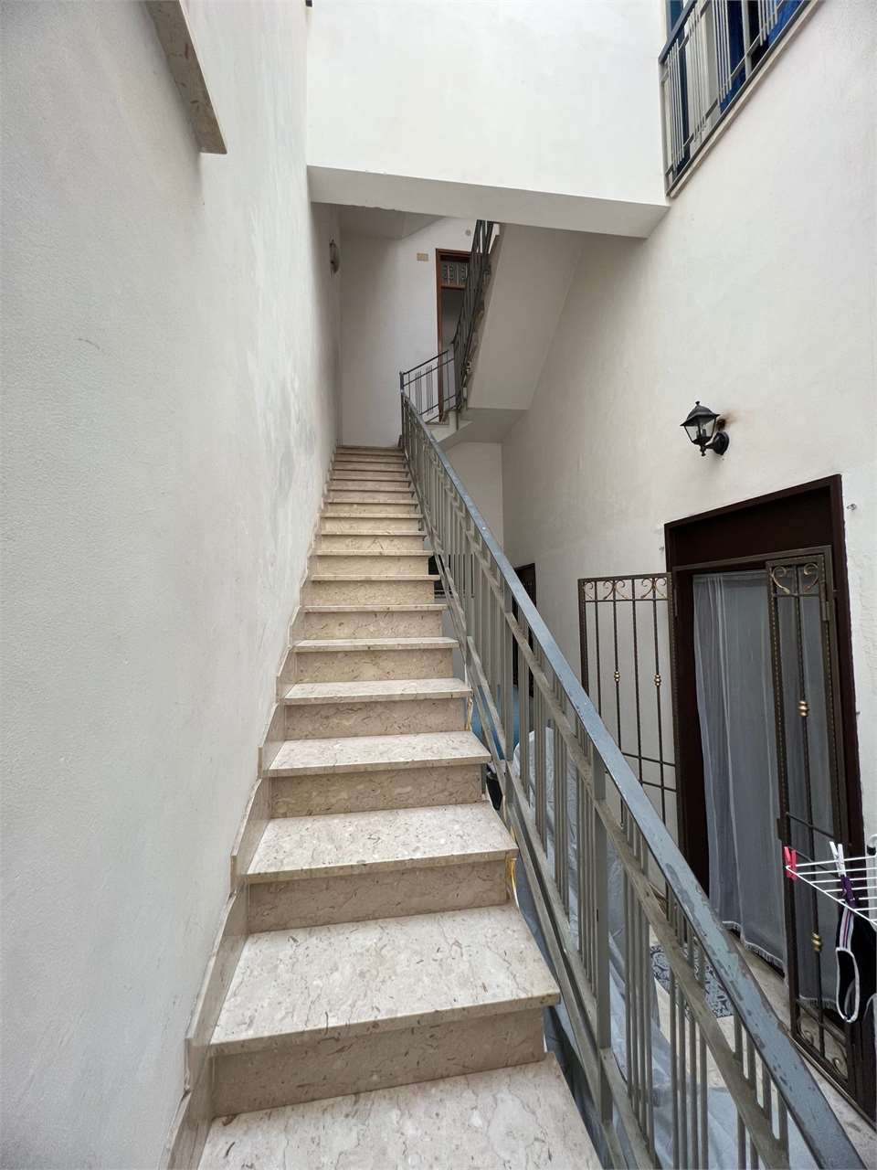 Appartamento in vendita a Mazara del Vallo, 7 locali, prezzo € 55.000 | PortaleAgenzieImmobiliari.it