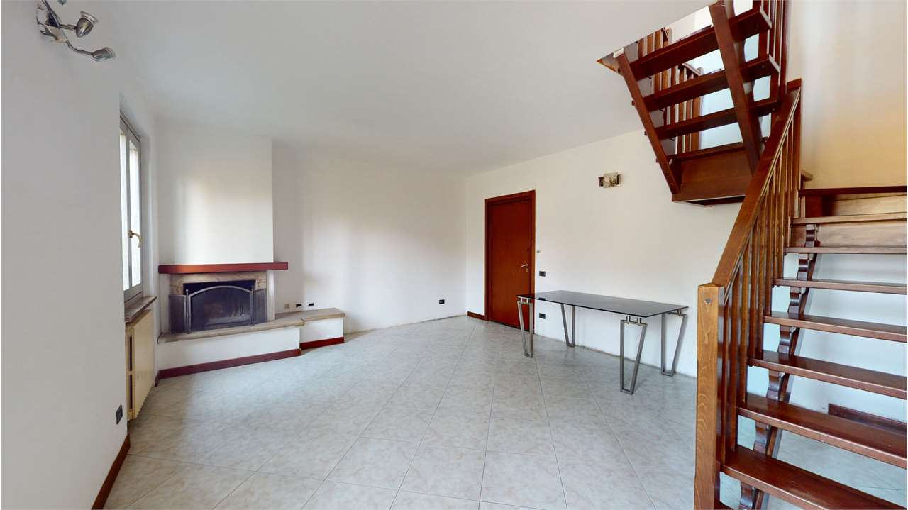 Appartamento in vendita a Arcore, 3 locali, zona Località: CÃ, prezzo € 125.000 | PortaleAgenzieImmobiliari.it