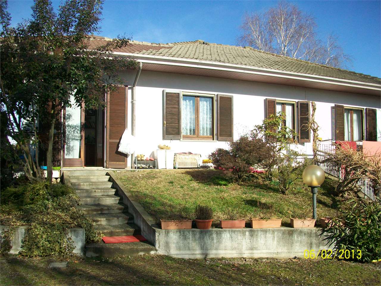 Villa in vendita a Agrate Conturbia, 4 locali, prezzo € 330.000 | CambioCasa.it
