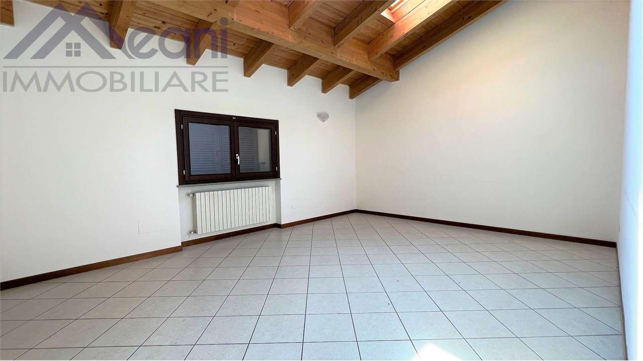 Appartamento in vendita a Landriano, 3 locali, prezzo € 154.000 | PortaleAgenzieImmobiliari.it