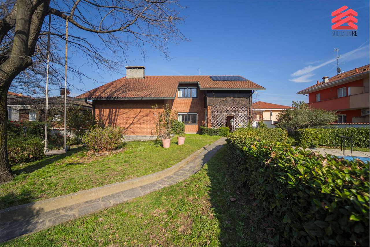 Villa in vendita a Galliate, 5 locali, prezzo € 355.000 | PortaleAgenzieImmobiliari.it