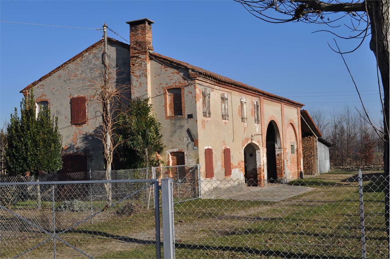 Rustico / Casale in vendita a Dolo, 10 locali, prezzo € 160.000 | PortaleAgenzieImmobiliari.it