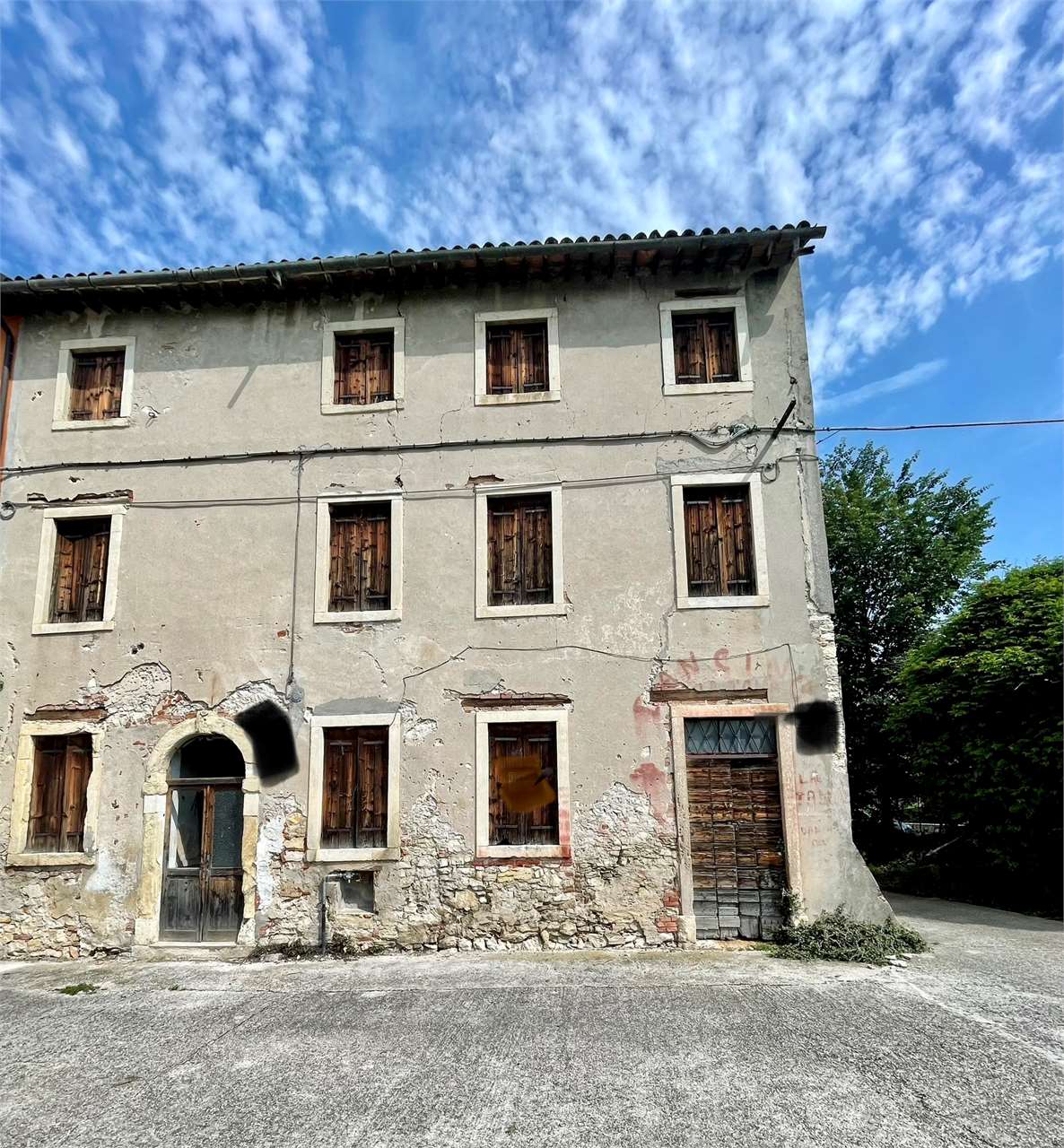Rustico / Casale in vendita a Soave, 6 locali, zona eggiola, prezzo € 350.000 | PortaleAgenzieImmobiliari.it