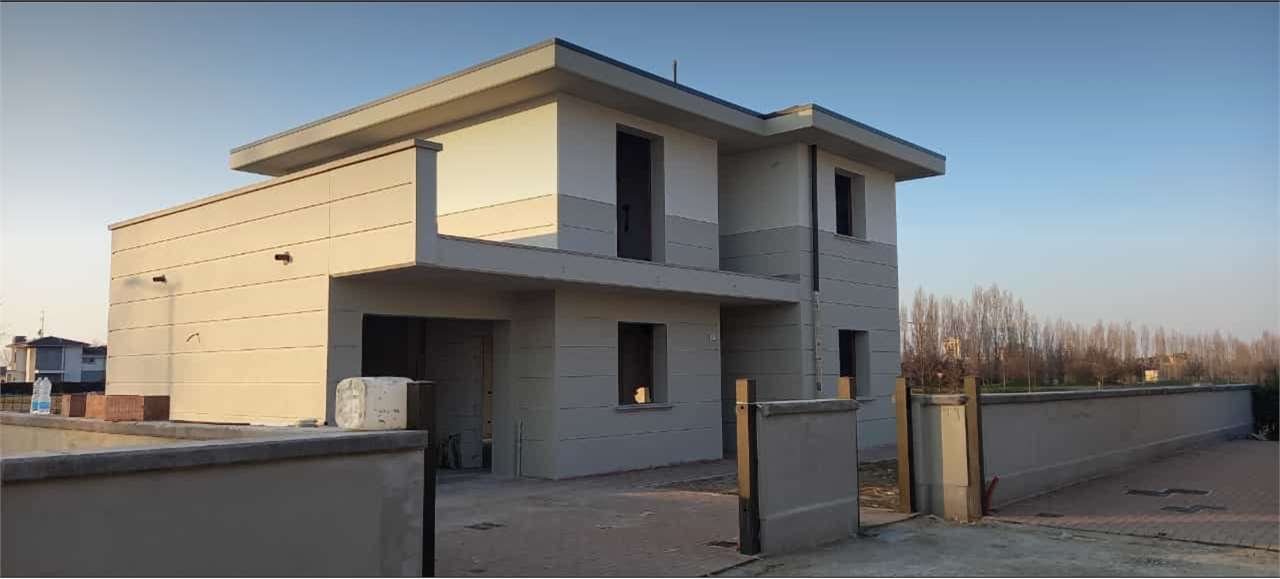Villa in vendita a Reggio Emilia, 4 locali, zona ogio/Regina Pacis, prezzo € 433.000 | PortaleAgenzieImmobiliari.it