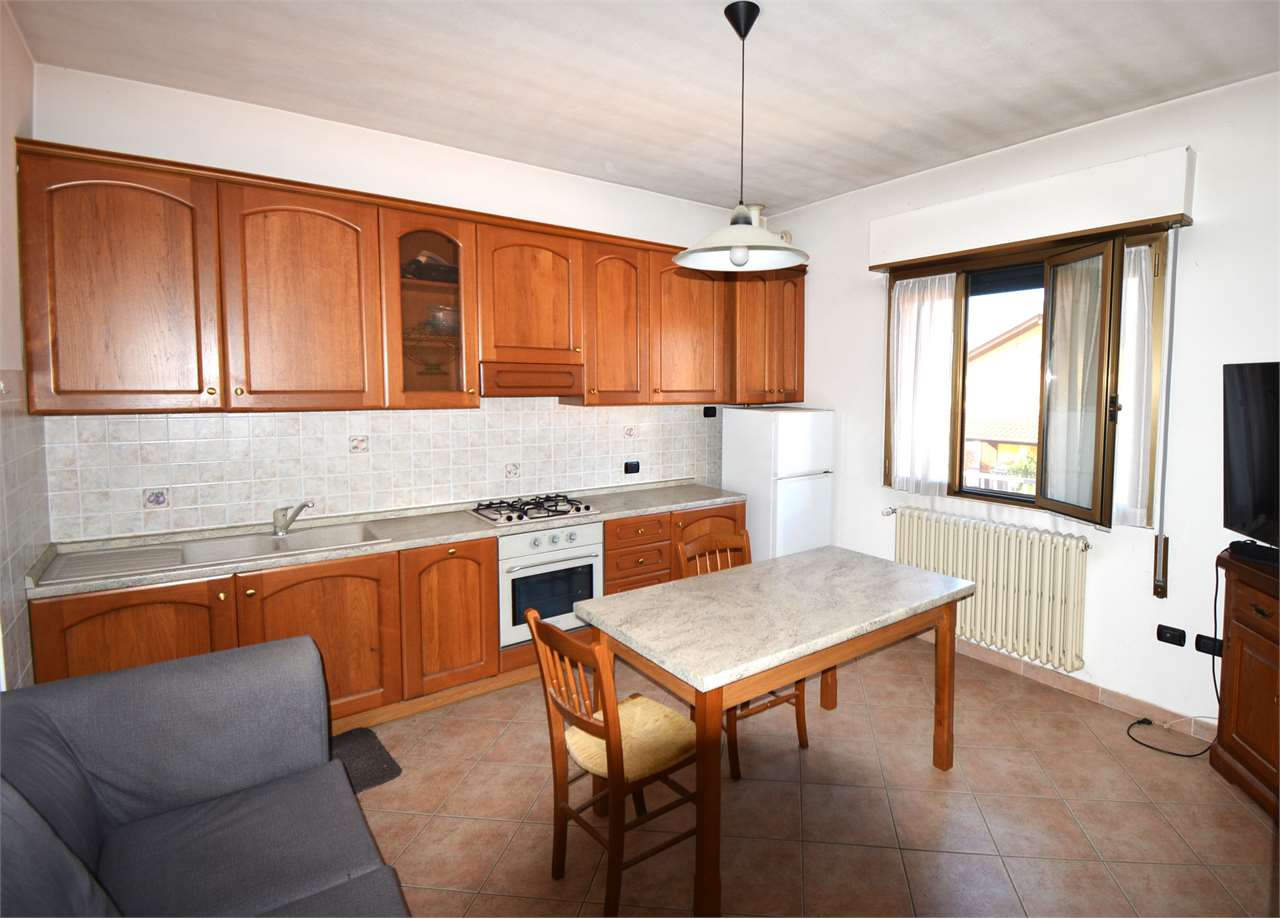 Appartamento in vendita a Cavaria con Premezzo, 3 locali, prezzo € 110.000 | CambioCasa.it