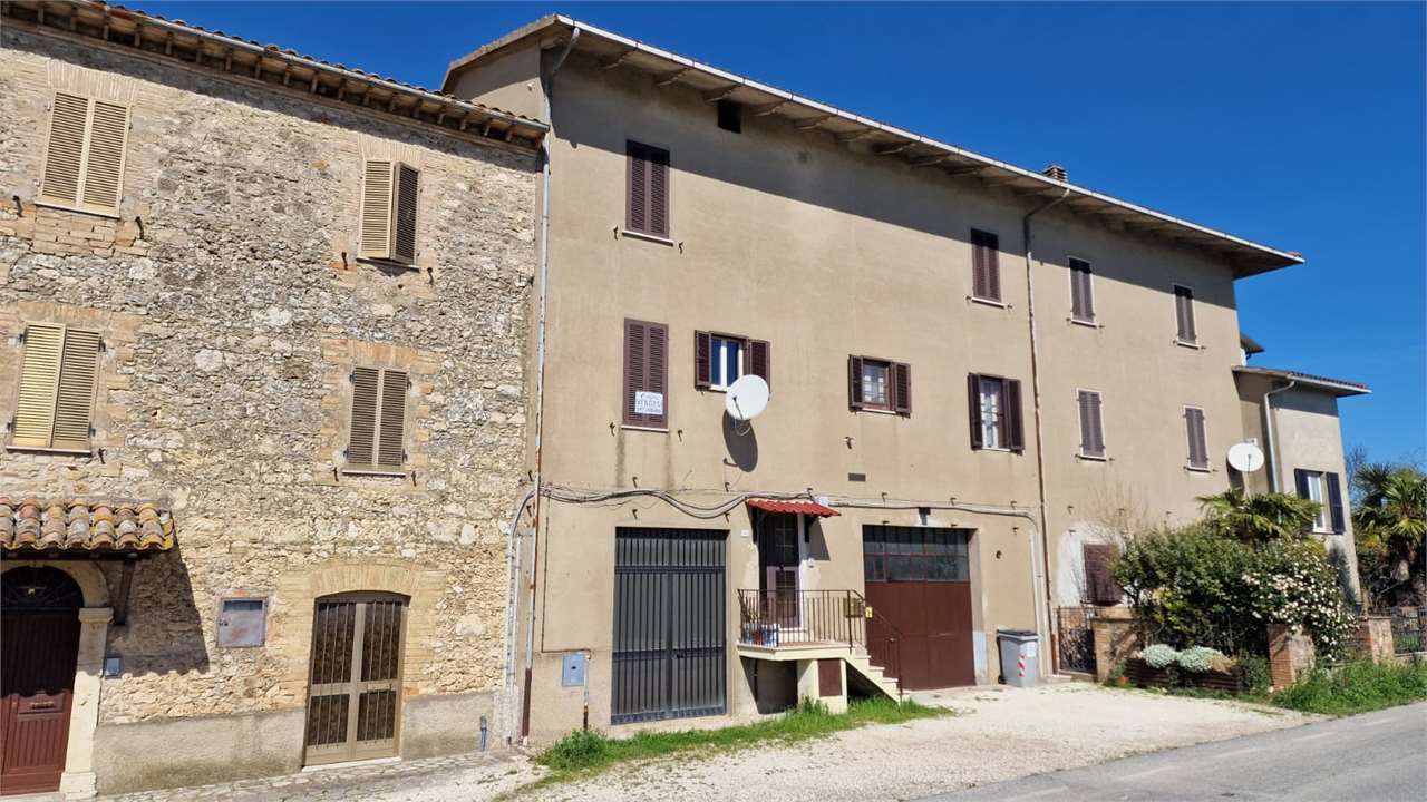 Appartamento in vendita a Todi, 3 locali, prezzo € 59.000 | PortaleAgenzieImmobiliari.it