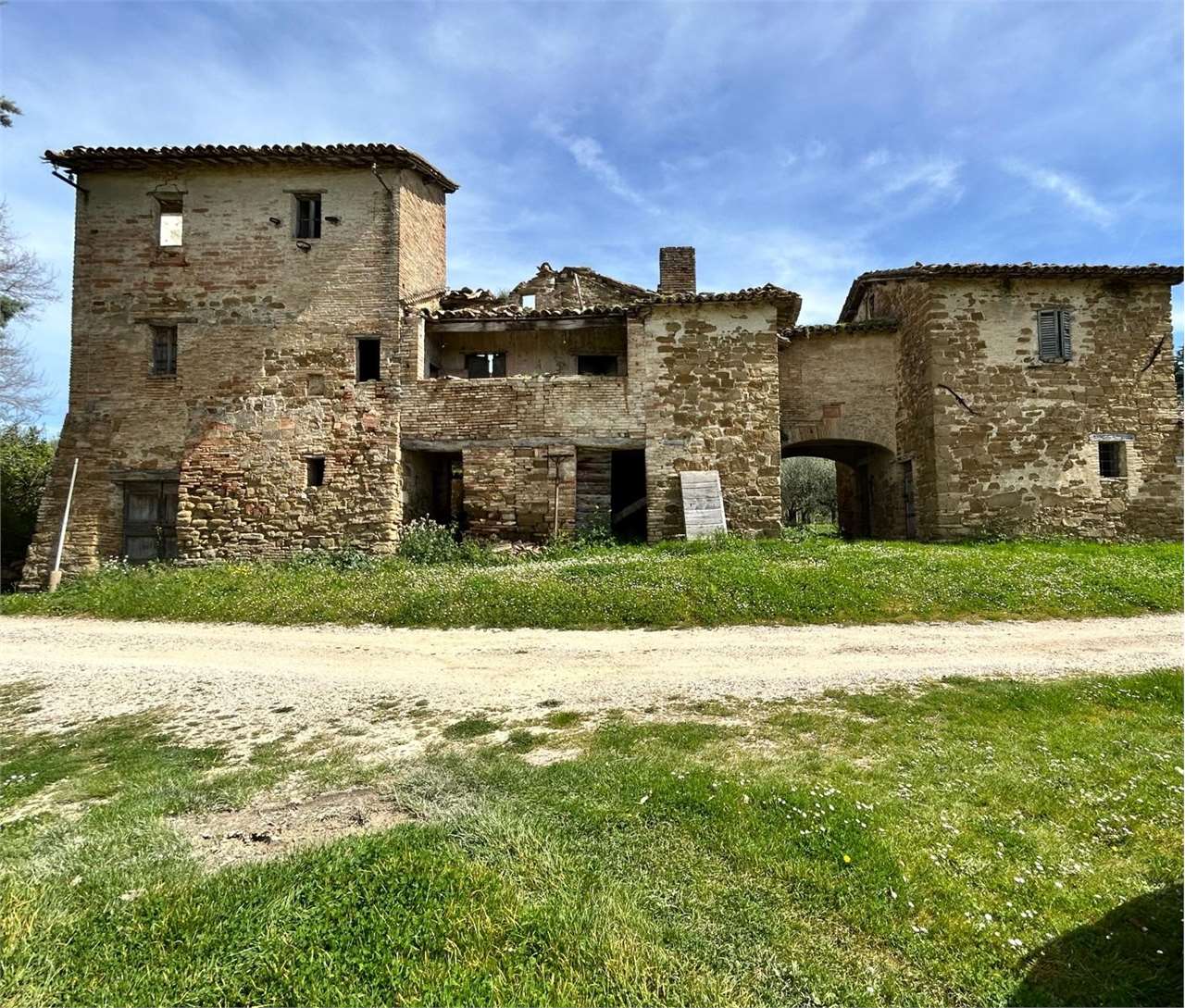 Azienda Agricola in vendita a Assisi, 8 locali, prezzo € 250.000 | PortaleAgenzieImmobiliari.it