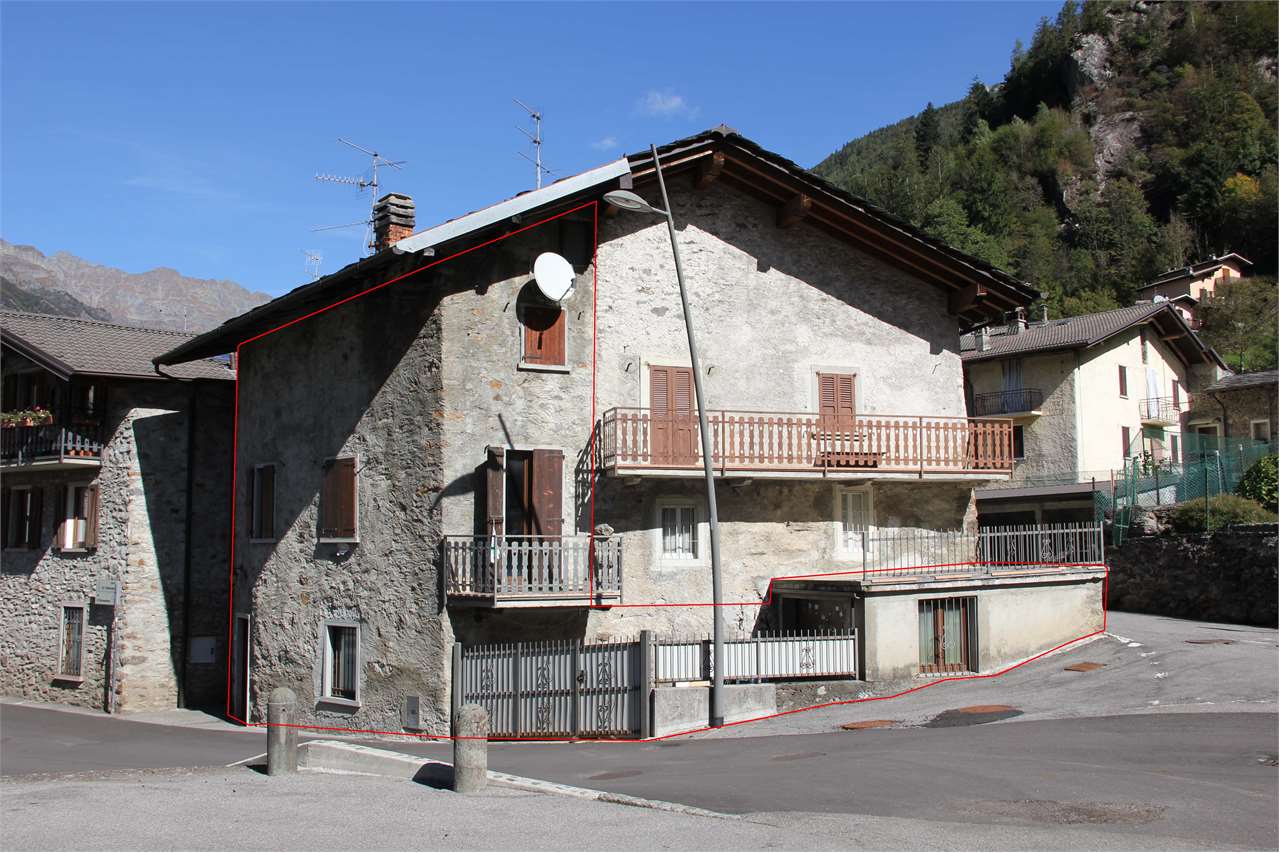 Palazzo / Stabile in vendita a Gandellino, 3 locali, prezzo € 14.495 | PortaleAgenzieImmobiliari.it