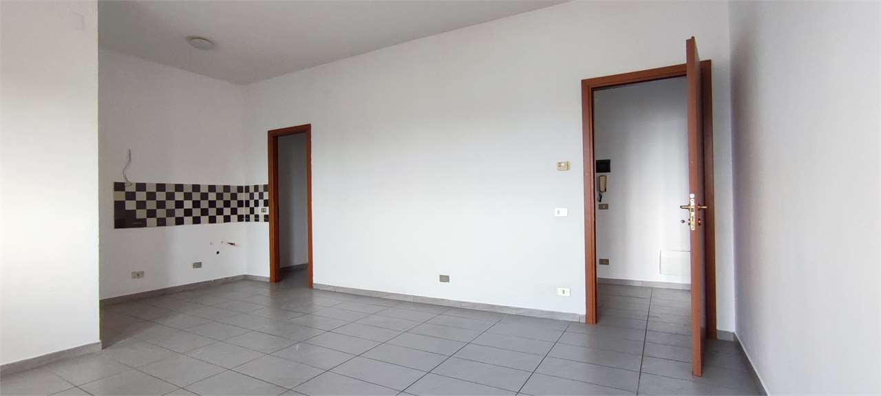 Appartamento in vendita a Collesalvetti, 3 locali, prezzo € 90.000 | PortaleAgenzieImmobiliari.it