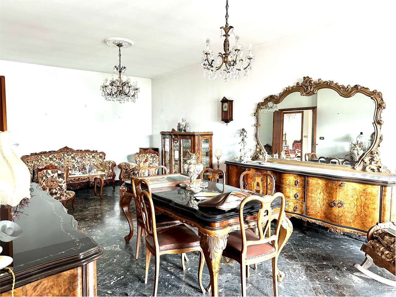 Appartamento in vendita a Fasano, 7 locali, prezzo € 150.000 | PortaleAgenzieImmobiliari.it