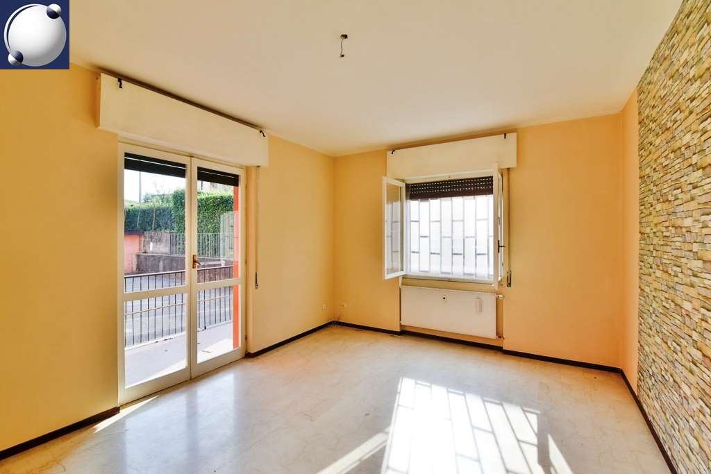 Appartamento in vendita a Bosisio Parini, 3 locali, prezzo € 130.000 | PortaleAgenzieImmobiliari.it