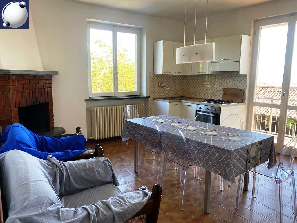 Appartamento in vendita a Erba, 3 locali, zona enna, prezzo € 118.000 | PortaleAgenzieImmobiliari.it