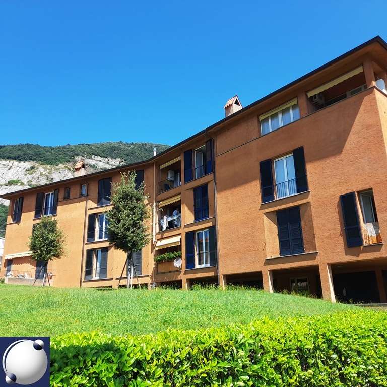 Appartamento in vendita a Cesana Brianza, 3 locali, prezzo € 135.000 | PortaleAgenzieImmobiliari.it