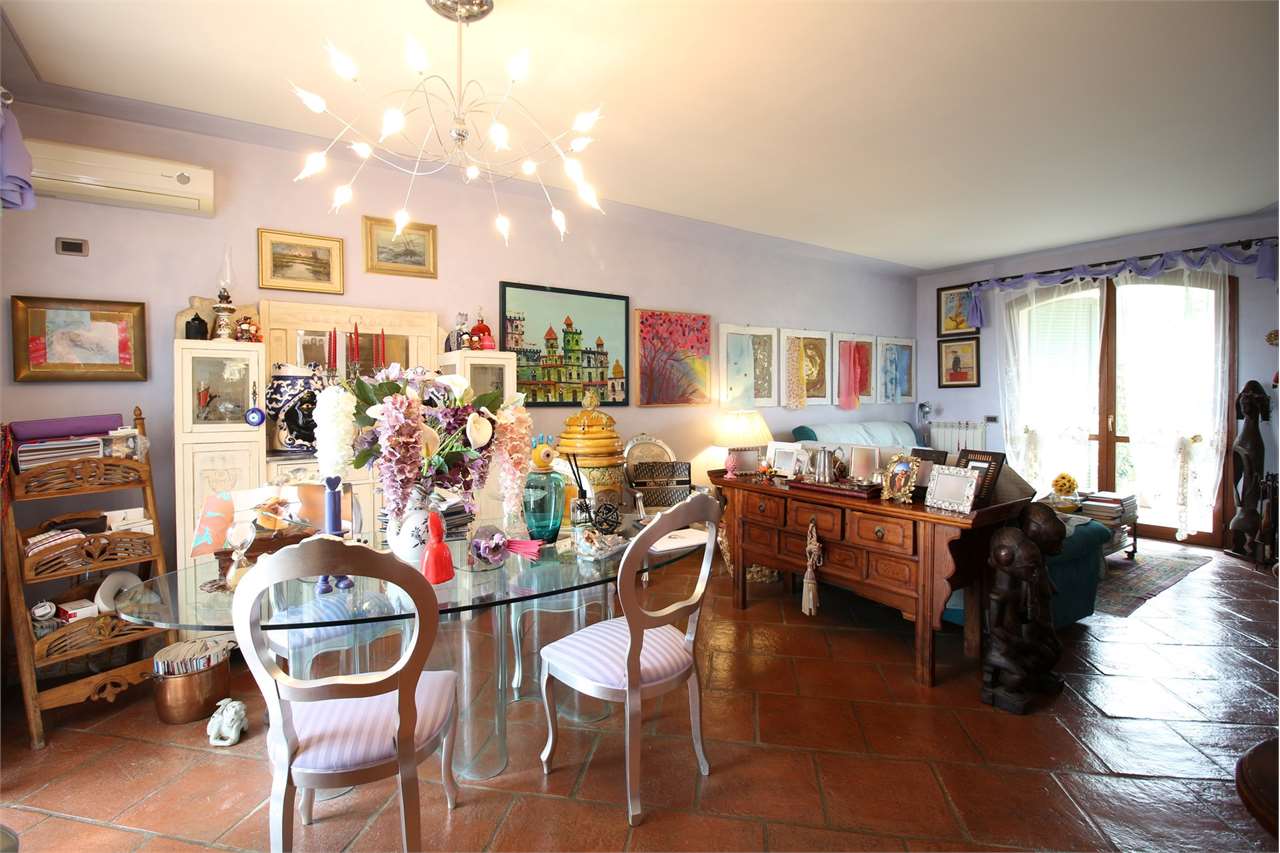 Villa Bifamiliare in vendita a Capannoli, 9 locali, prezzo € 398.000 | PortaleAgenzieImmobiliari.it
