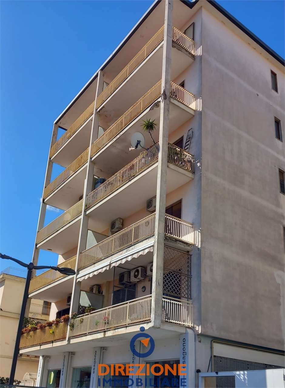 Appartamento in vendita a Aversa, 4 locali, zona Località: NORD/EST, prezzo € 205.000 | CambioCasa.it