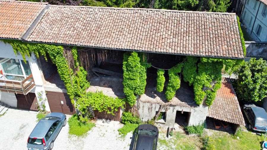Rustico / Casale in vendita a Bellinzago Lombardo, 3 locali, zona Zona: Villa Fornaci, prezzo € 90.000 | CambioCasa.it