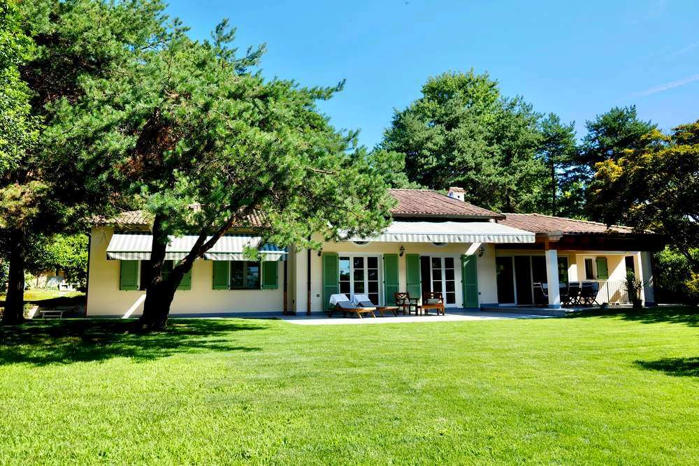 Villa in vendita a Bogogno, 5 locali, Trattative riservate | PortaleAgenzieImmobiliari.it