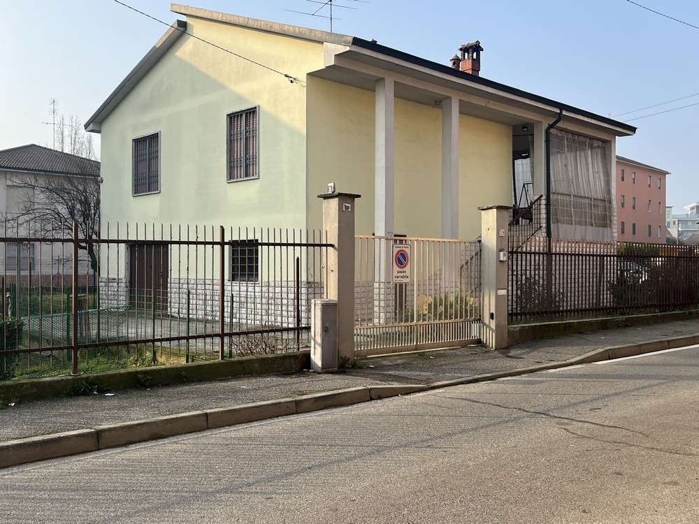 Villa in vendita a Paullo, 4 locali, prezzo € 265.000 | PortaleAgenzieImmobiliari.it