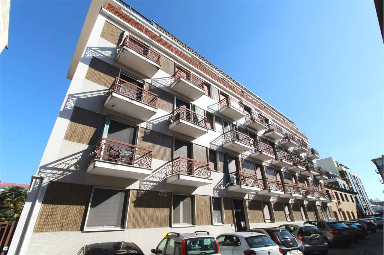 Appartamento in vendita a Novara, 3 locali, zona Località: San Martino, prezzo € 105.000 | PortaleAgenzieImmobiliari.it
