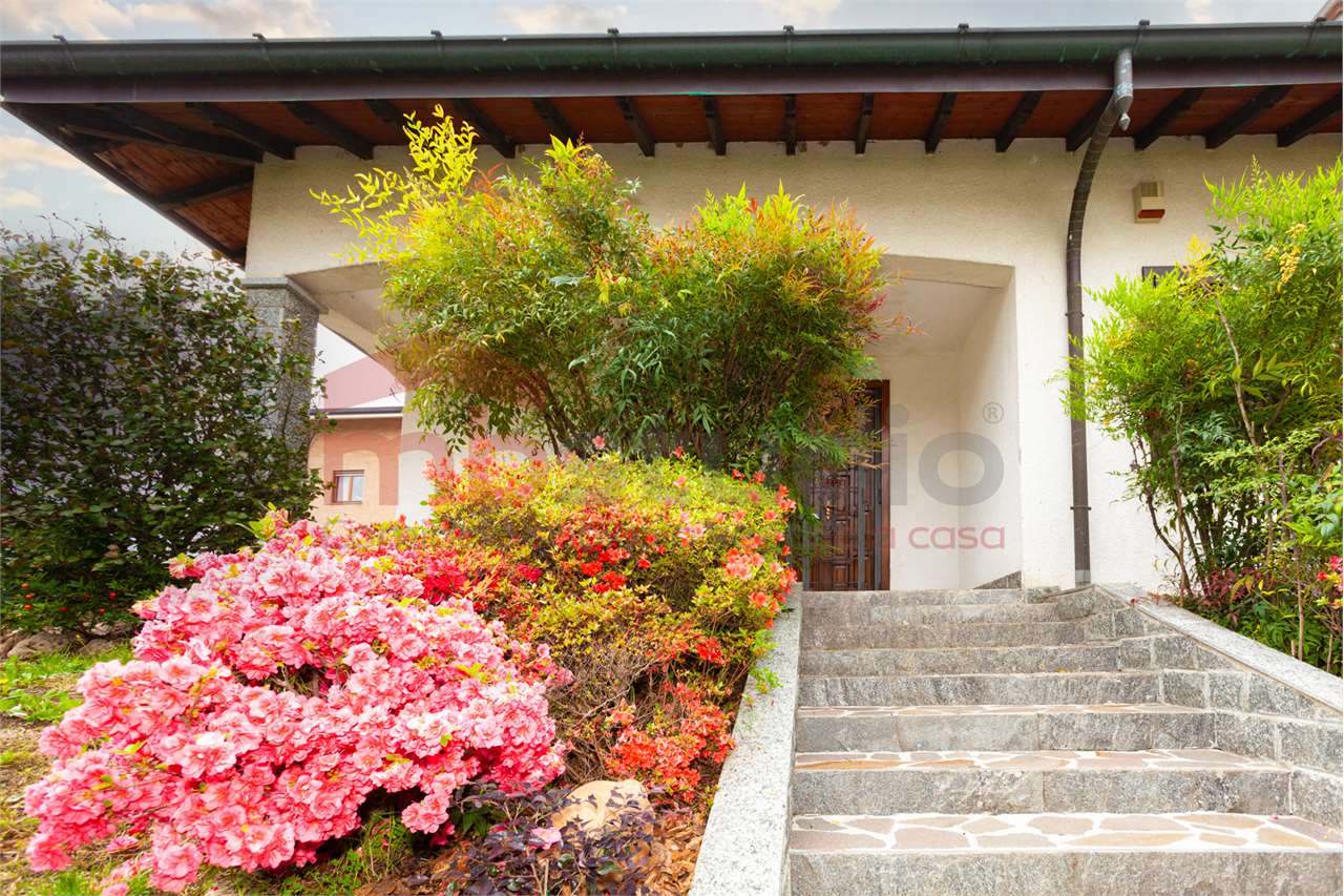 Villa in vendita a Mozzate, 4 locali, prezzo € 294.000 | PortaleAgenzieImmobiliari.it