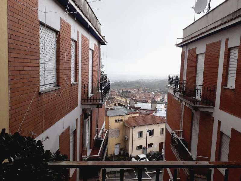 Appartamento in vendita a Lanuvio, 3 locali, prezzo € 72.000 | CambioCasa.it