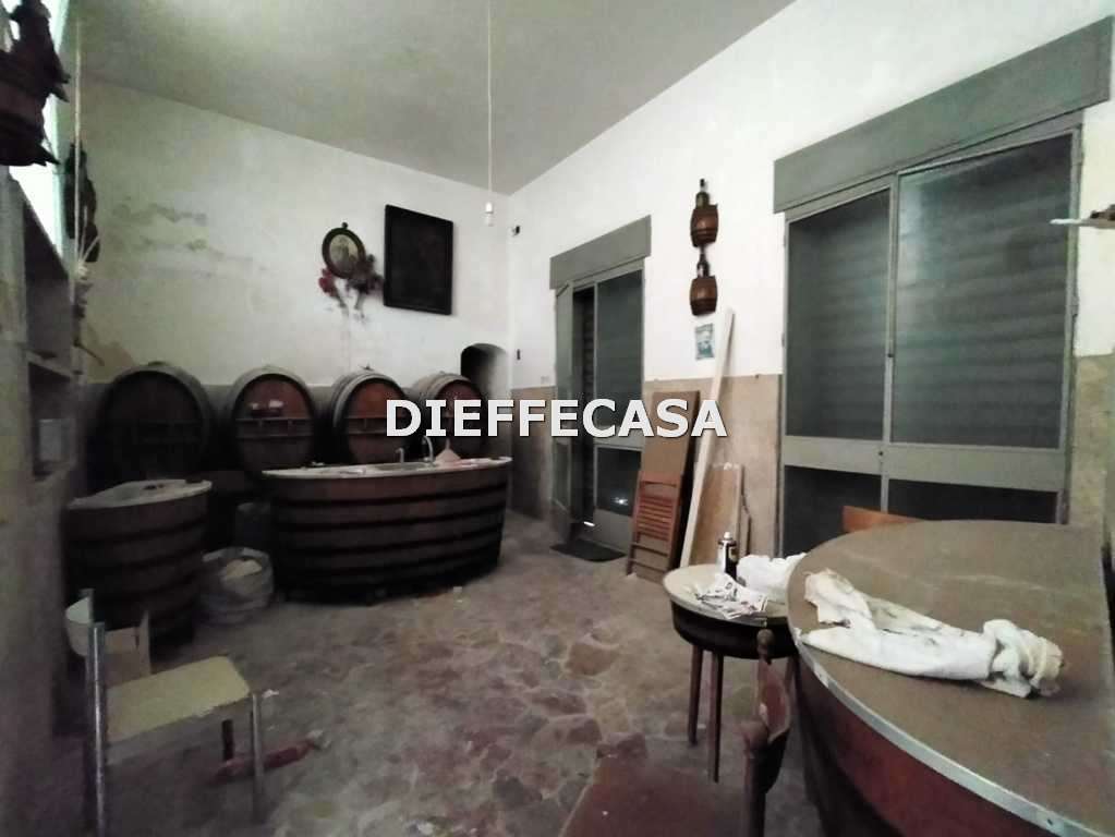 Magazzino in affitto a Marsala, 1 locali, zona Località: Centro storico, prezzo € 200 | CambioCasa.it