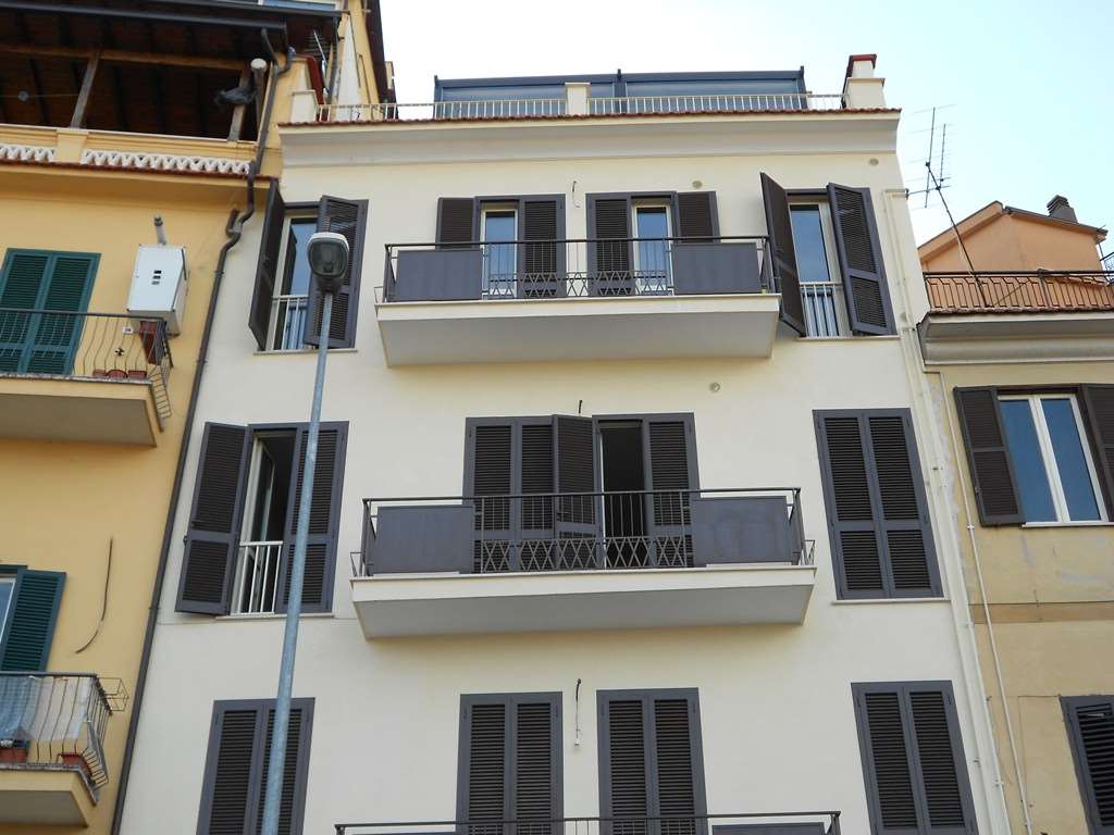 Appartamento in vendita a Frosinone, 4 locali, zona ro, prezzo € 120.000 | PortaleAgenzieImmobiliari.it
