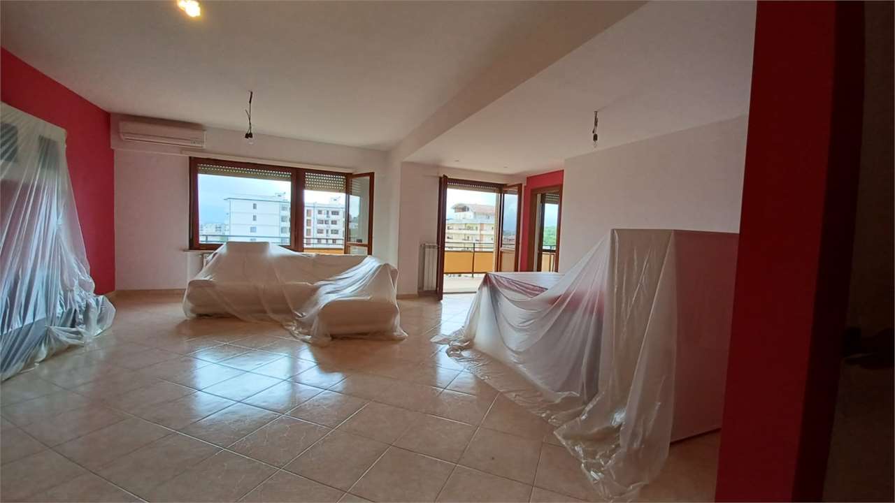 Appartamento in vendita a Frosinone, 4 locali, zona ro, prezzo € 240.000 | PortaleAgenzieImmobiliari.it