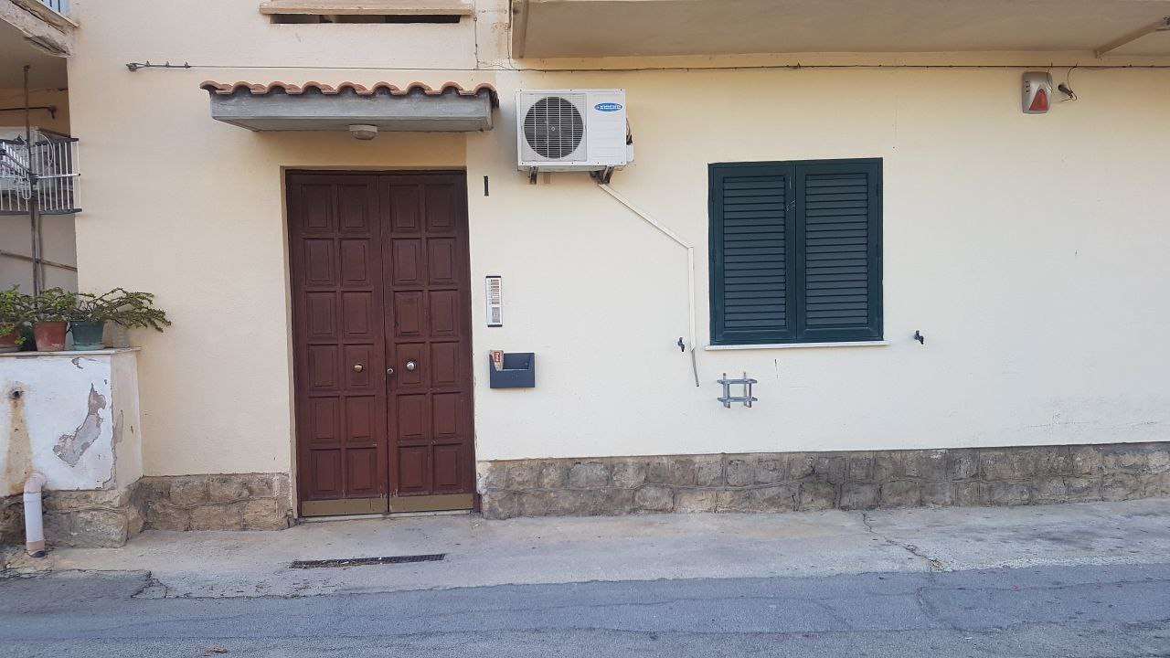 Appartamento in vendita a Monreale, 3 locali, zona Località: Espansione Centro Urbano B, prezzo € 75.000 | PortaleAgenzieImmobiliari.it