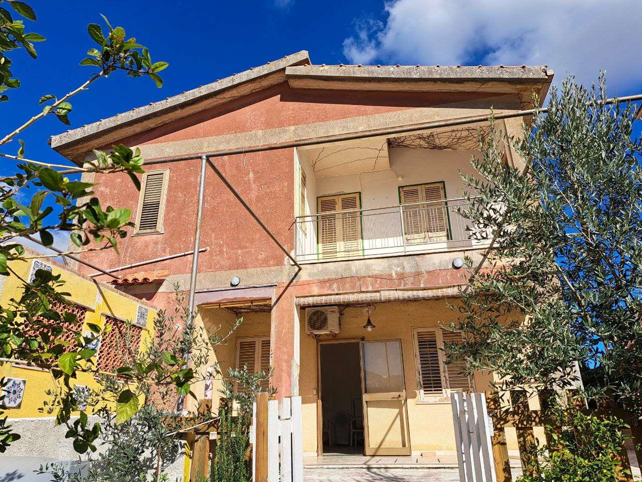 Villa in vendita a Monreale, 4 locali, zona Località: Periferia, prezzo € 115.000 | PortaleAgenzieImmobiliari.it