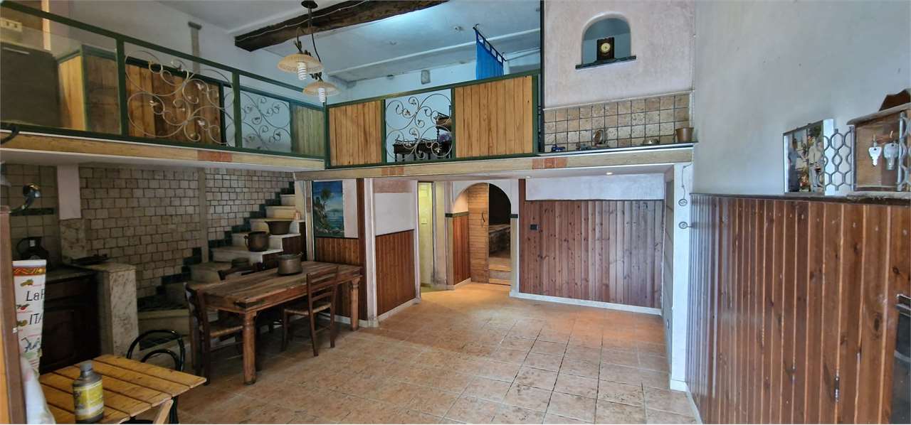 Appartamento in vendita a Monte Compatri, 2 locali, prezzo € 39.000 | CambioCasa.it