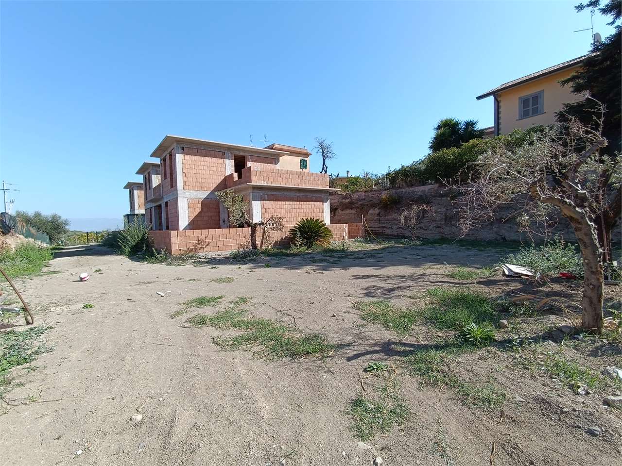 Villa Bifamiliare in vendita a Roma, 3 locali, zona Località: Casilina/ Prenestina/ Centocelle/ Alessandrino, prezzo € 239.000 | CambioCasa.it