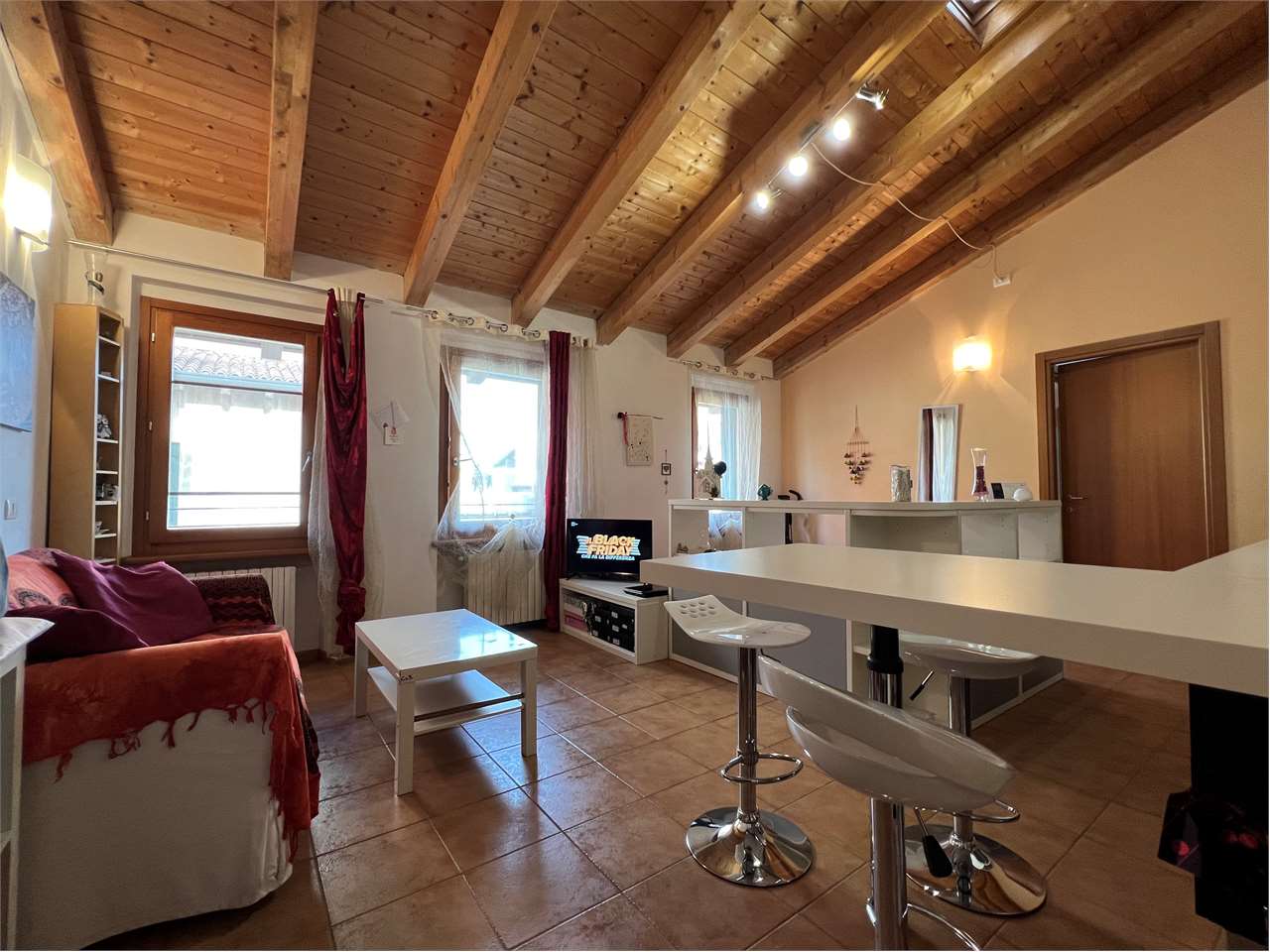 Appartamento in vendita a Villafranca di Verona, 1 locali, prezzo € 120.000 | PortaleAgenzieImmobiliari.it